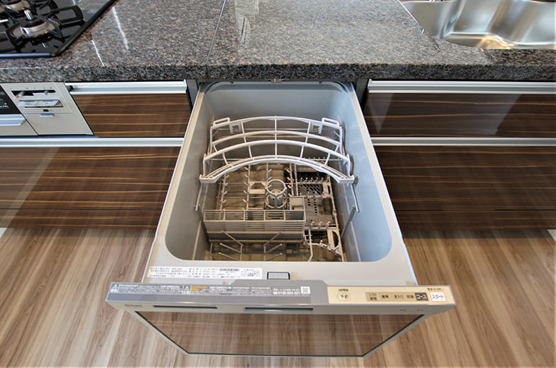 食器洗い乾燥機(全間取りタイプで採用)
